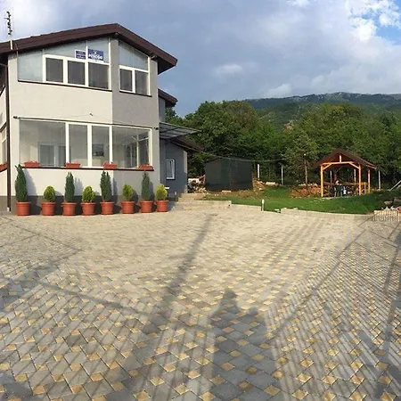 Holiday home & Petkoski *